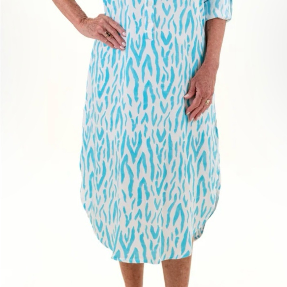 La Mer Luxe Resort Wear Midi Dress NWT! 

173 - M15
AUGUST MIDI
MAYA FIJI
SIZE S
